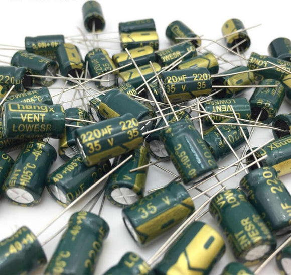 Condensador Capacitor Electrolítico 220Uf 25V