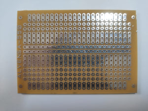 Baquela Universal Perforada 5x7cm - Arca Electrónica 