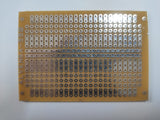 Baquela Universal Perforada 5x7cm - Arca Electrónica 